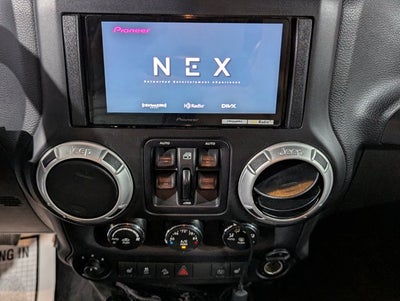 2015 Jeep Wrangler Unlimited 3.6L 6 Cyl 4WD 4dr Sahara