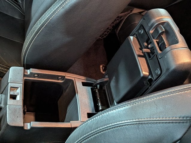 2015 Jeep Wrangler Unlimited 3.6L 6 Cyl 4WD 4dr Sahara