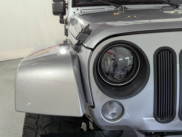 2015 Jeep Wrangler Unlimited 3.6L 6 Cyl 4WD 4dr Sahara