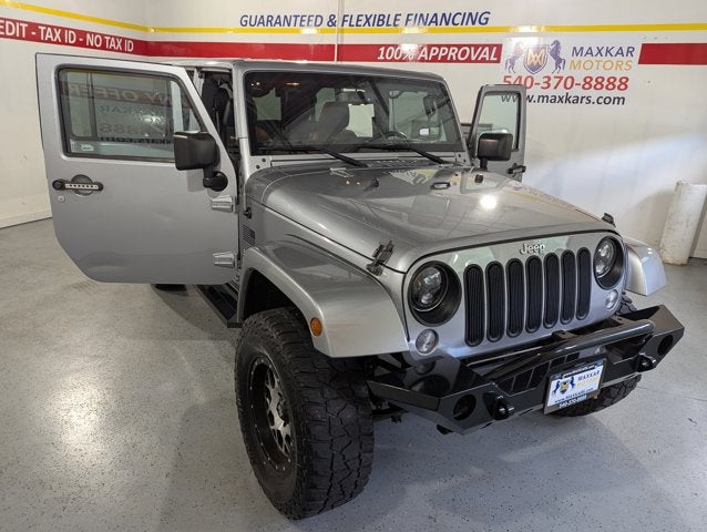 2015 Jeep Wrangler Unlimited 3.6L 6 Cyl 4WD 4dr Sahara
