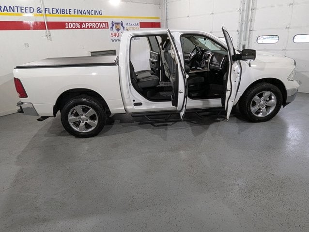 2018 RAM 1500 3.6L 6 Cyl Big Horn 4x4 Crew Cab 5'7" Box