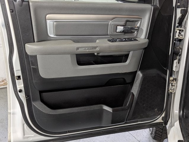 2018 RAM 1500 3.6L 6 Cyl Big Horn 4x4 Crew Cab 5'7" Box