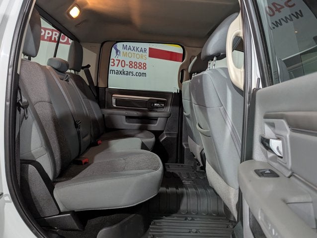 2018 RAM 1500 3.6L 6 Cyl Big Horn 4x4 Crew Cab 5'7" Box