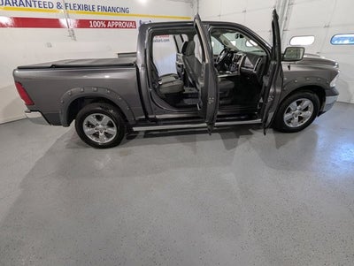 2016 RAM 1500 4WD Crew Cab 140.5" Big Horn
