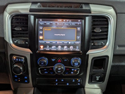 2016 RAM 1500 4WD Crew Cab 140.5" Big Horn