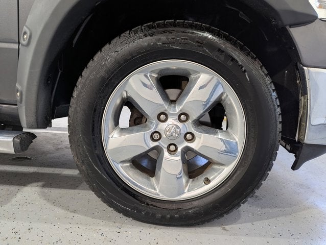 2016 RAM 1500 4WD Crew Cab 140.5" Big Horn