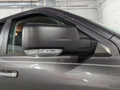 2016 RAM 1500 4WD Crew Cab 140.5" Big Horn