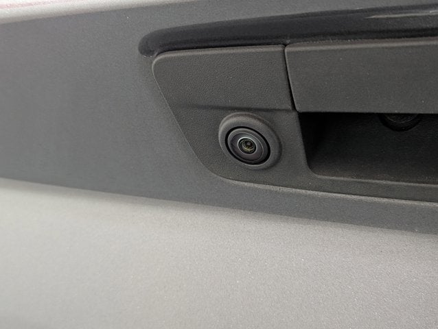 2016 RAM 1500 4WD Crew Cab 140.5" Big Horn