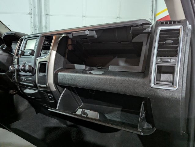 2019 RAM 1500 Classic 5.7L 8 Cyl 4WD SLT