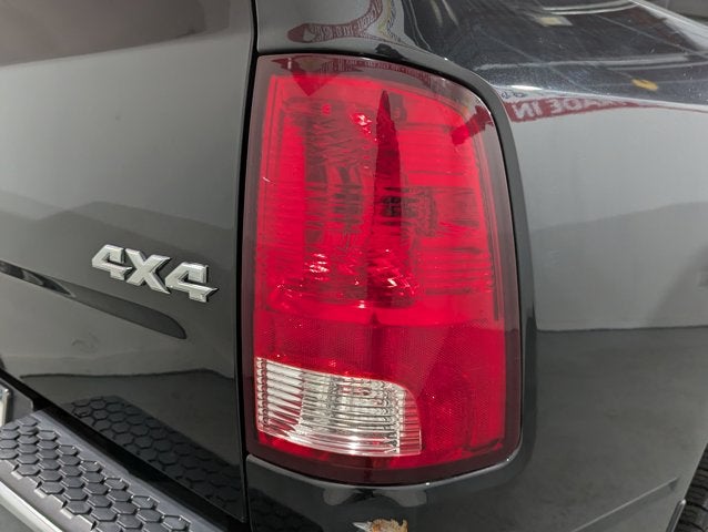 2019 RAM 1500 Classic 5.7L 8 Cyl 4WD SLT