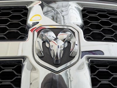 2019 RAM 1500 Classic 5.7L 8 Cyl 4WD SLT