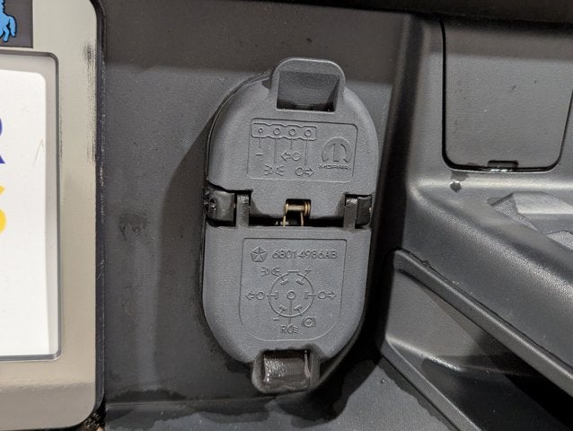 2019 RAM 1500 5.7L V8 4WD Big Horn 4x4 Quad Cab