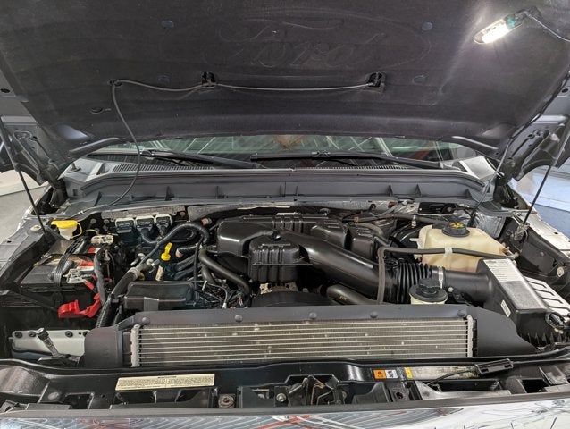 2015 Ford Super Duty F-250 SRW 4x4 Crew Cab XLT