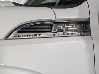 2016 Ford Super Duty F-250 SRW 6.7L V8 Diesel 4WD 4WD SuperCab 158" Lariat