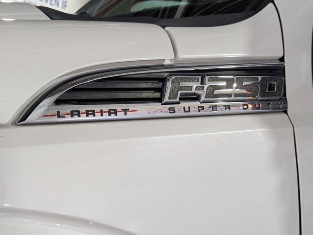 2016 Ford Super Duty F-250 SRW 6.7L V8 Diesel 4WD 4WD SuperCab 158" Lariat