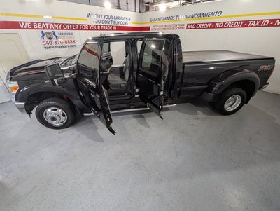 2016 Ford Super Duty F-350 DRW 6.7L V8 Diesel 4WD Crew Cab 172" XLT