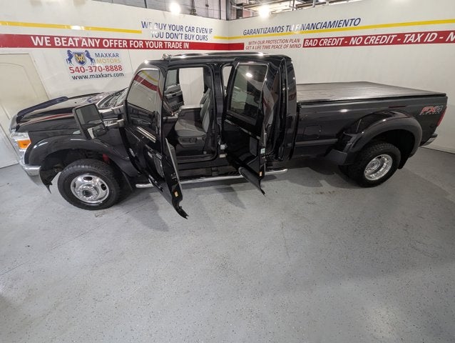 2016 Ford Super Duty F-350 DRW 6.7L V8 Diesel 4WD Crew Cab 172" XLT