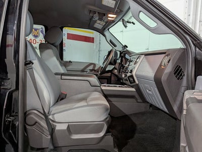 2016 Ford Super Duty F-350 DRW 6.7L V8 Diesel 4WD Crew Cab 172" XLT