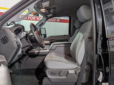 2016 Ford Super Duty F-350 DRW 6.7L V8 Diesel 4WD Crew Cab 172" XLT