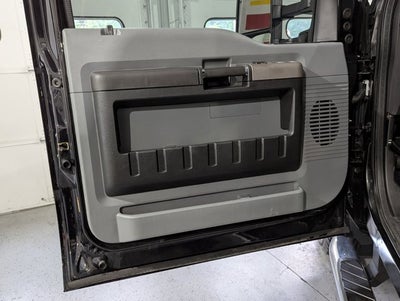 2016 Ford Super Duty F-350 DRW 6.7L V8 Diesel 4WD Crew Cab 172" XLT