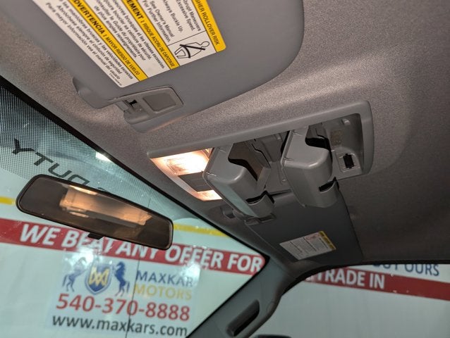 2016 Ford Super Duty F-350 DRW 6.7L V8 Diesel 4WD Crew Cab 172" XLT