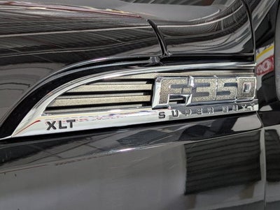 2016 Ford Super Duty F-350 DRW 6.7L V8 Diesel 4WD Crew Cab 172" XLT
