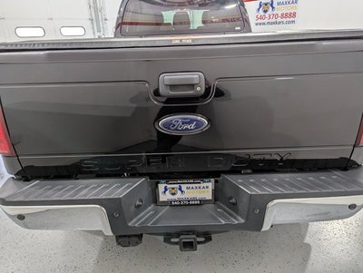 2016 Ford Super Duty F-350 DRW 6.7L V8 Diesel 4WD Crew Cab 172" XLT