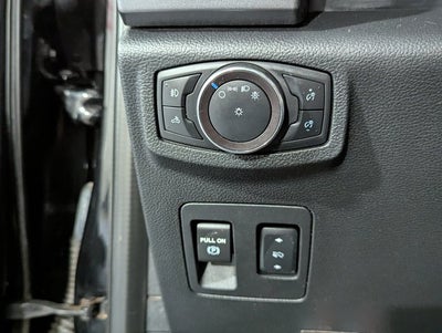 2019 Ford F-150 4WD SuperCrew 5.5 LARIAT