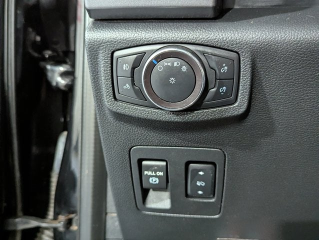 2019 Ford F-150 4WD SuperCrew 5.5 LARIAT