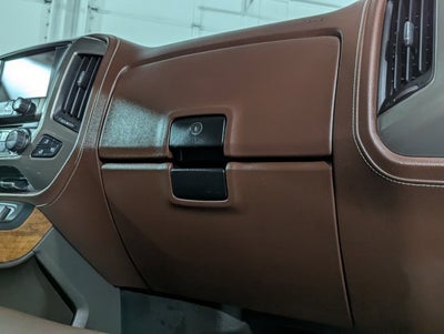 2018 Chevrolet Silverado 3500HD 4WD Crew Cab 167.7 High Country