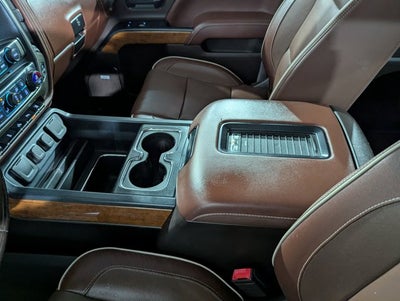 2018 Chevrolet Silverado 3500HD 4WD Crew Cab 167.7 High Country