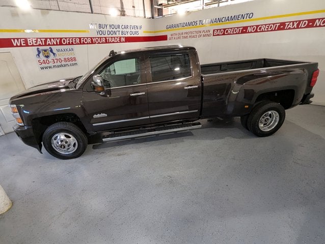 2018 Chevrolet Silverado 3500HD 4WD Crew Cab 167.7 High Country