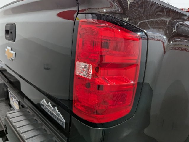 2018 Chevrolet Silverado 3500HD 4WD Crew Cab 167.7 High Country