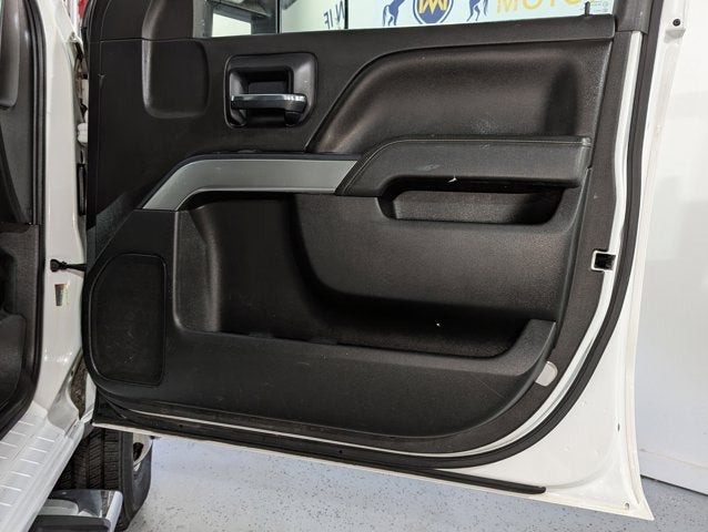 2015 Chevrolet Silverado 3500HD 6.6L 8 Cyl Diesel 4WD LT