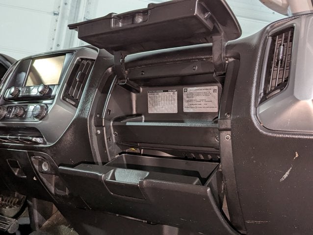 2015 Chevrolet Silverado 3500HD 6.6L 8 Cyl Diesel 4WD LT