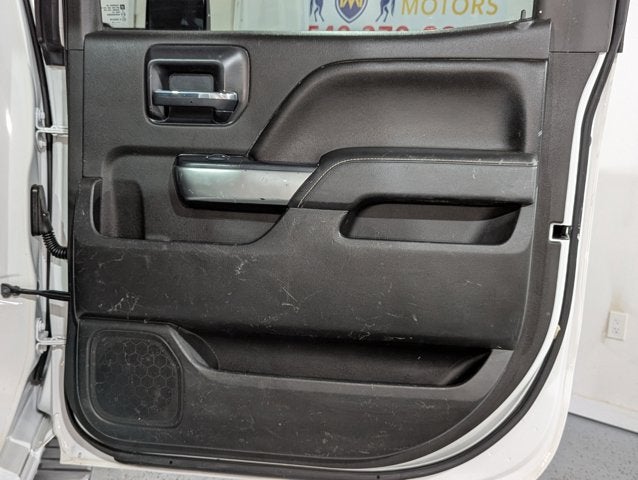 2015 Chevrolet Silverado 3500HD 6.6L 8 Cyl Diesel 4WD LT