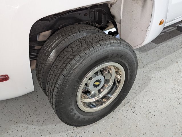 2015 Chevrolet Silverado 3500HD 6.6L 8 Cyl Diesel 4WD LT