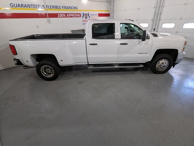 2015 Chevrolet Silverado 3500HD 6.6L 8 Cyl Diesel 4WD LT