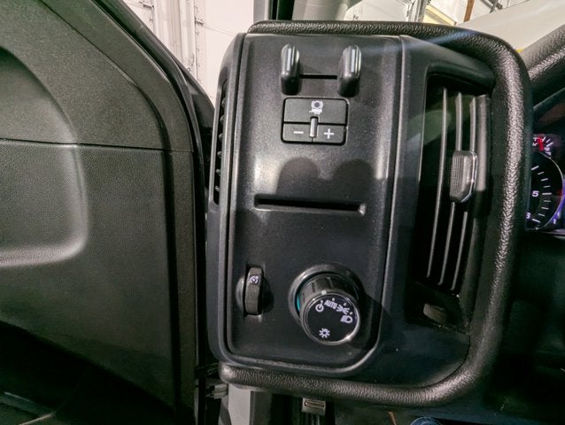 2015 Chevrolet Silverado 3500HD Built After Aug 14 6.0L 8 Cyl Work Truck