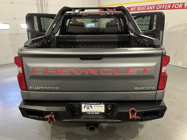 2019 Chevrolet Silverado 1500 4.3L 6 Cyl 4WD Crew Cab 147" Custom
