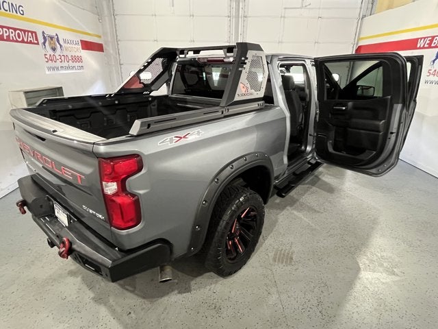 2019 Chevrolet Silverado 1500 4.3L 6 Cyl 4WD Crew Cab 147" Custom