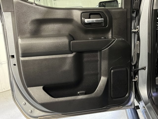 2019 Chevrolet Silverado 1500 4.3L 6 Cyl 4WD Crew Cab 147" Custom