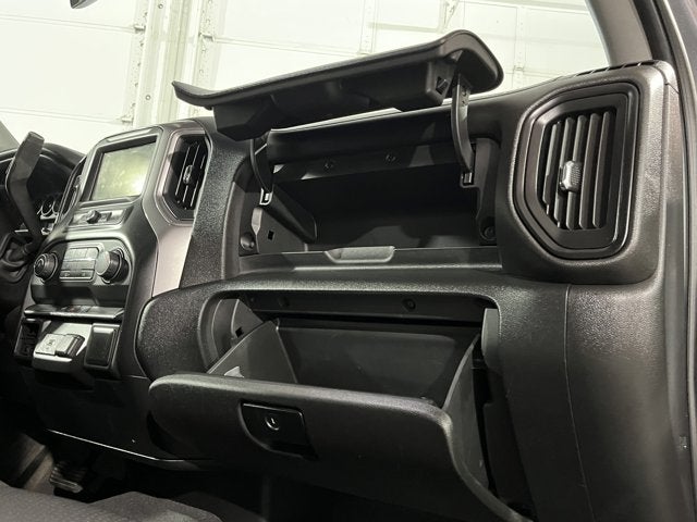 2019 Chevrolet Silverado 1500 4.3L 6 Cyl 4WD Crew Cab 147" Custom