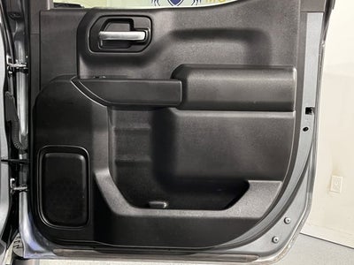 2019 Chevrolet Silverado 1500 4.3L 6 Cyl 4WD Crew Cab 147" Custom