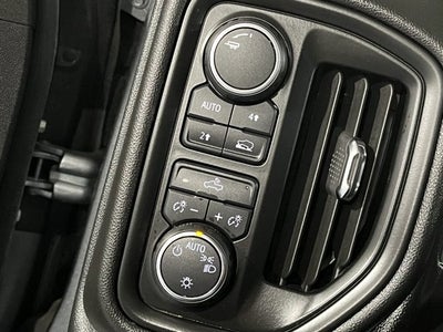 2019 Chevrolet Silverado 1500 4.3L 6 Cyl 4WD Crew Cab 147" Custom