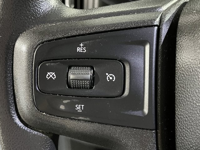 2019 Chevrolet Silverado 1500 4.3L 6 Cyl 4WD Crew Cab 147" Custom