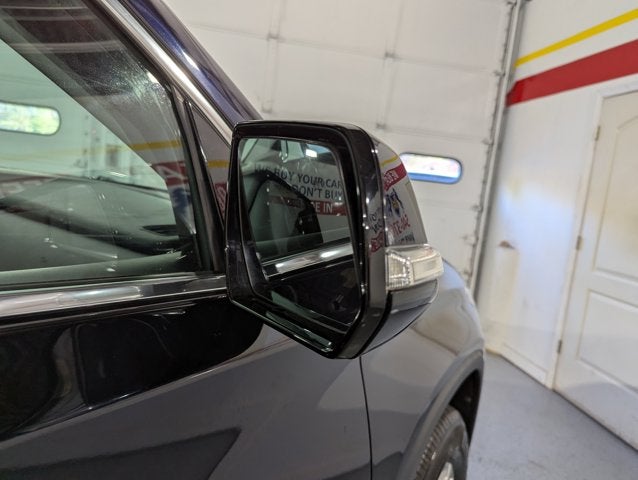 2020 Chevrolet Traverse 3.6L 6 Cyl LT Cloth