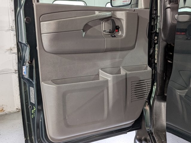 2013 Chevrolet Express Passenger 6.0 8 Cyl LS