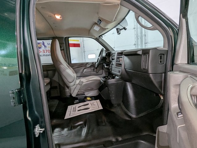 2013 Chevrolet Express Passenger 6.0 8 Cyl LS