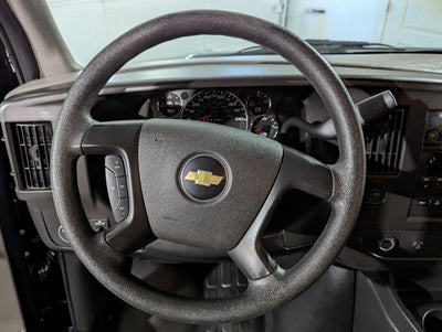 2013 Chevrolet Express Passenger 6.0L 8 Cyl RWD 3500 155" LS w/1LS